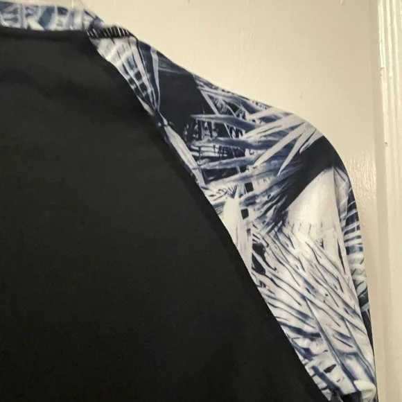 Liberty Pro Rashguard - Picture 9 of 11